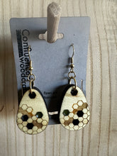 Load image into Gallery viewer, Honeycomb Dangle Earring