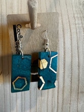 Load image into Gallery viewer, Fragment Dangle Earring